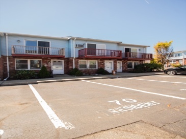 250 Congress Ave, Chelsea, Massachusetts, 2 Bedrooms Bedrooms, 4 Rooms Rooms,1.5 BathroomsBathrooms,Residential,For Sale,Congress Ave,73508368 250 Congress Ave, Chelsea, Massachusetts, 2 Bedrooms Bedrooms, 4 Rooms Rooms,1.5 BathroomsBathrooms,Residential,For Sale,Congress Ave,73508368