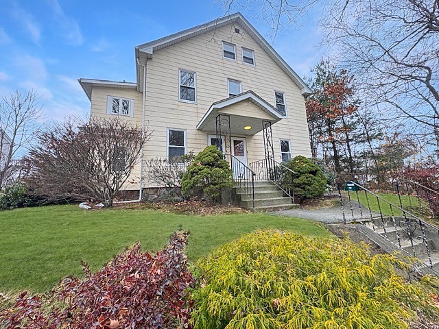 80 Delmont, Worcester, Massachusetts, 5 Bedrooms Bedrooms, 9 Rooms Rooms,2 BathroomsBathrooms,Residential Lease,For Rent,Delmont,73508379
