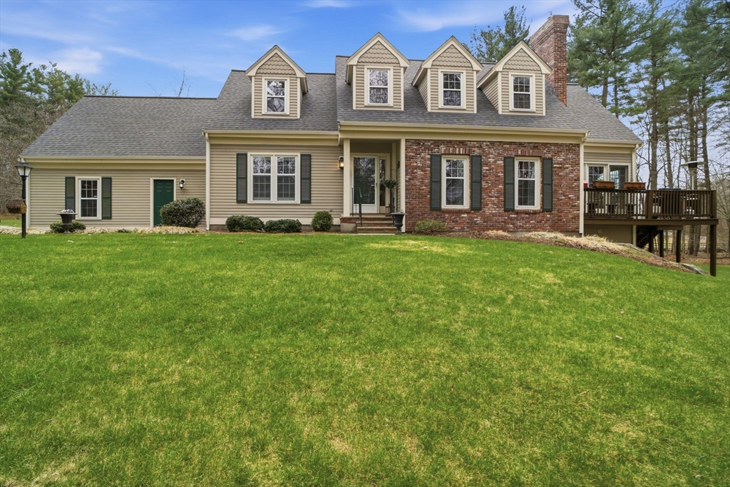 41 Derby Ln, Tyngsborough, Massachusetts, 4 Bedrooms Bedrooms, 9 Rooms Rooms,3 BathroomsBathrooms,Residential,For Sale,Derby Ln,73508380