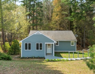 21 Dug Hill Rd, Holland, Massachusetts, 3 Bedrooms Bedrooms, 6 Rooms Rooms,2 BathroomsBathrooms,Residential,For Sale,Dug Hill Rd,73508324