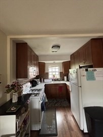 161 Lake Shore Rd, Boston, Massachusetts, 3 Bedrooms Bedrooms, 5 Rooms Rooms,2 BathroomsBathrooms,Residential Lease,For Rent,Lake Shore Rd,73507752