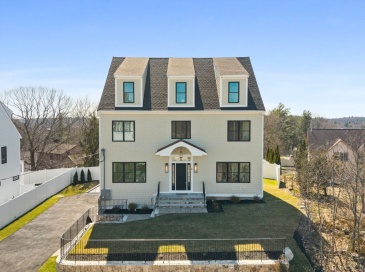 24 Mount Zion Road, Melrose, Massachusetts, 5 Bedrooms Bedrooms, 14 Rooms Rooms,4.5 BathroomsBathrooms,Residential,For Sale,Mount Zion Road,73508189
