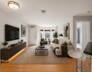 30 Franklin St, Malden, Massachusetts, 1 Bedroom Bedrooms, 4 Rooms Rooms,1 BathroomBathrooms,Residential,For Sale,Franklin St,73508196