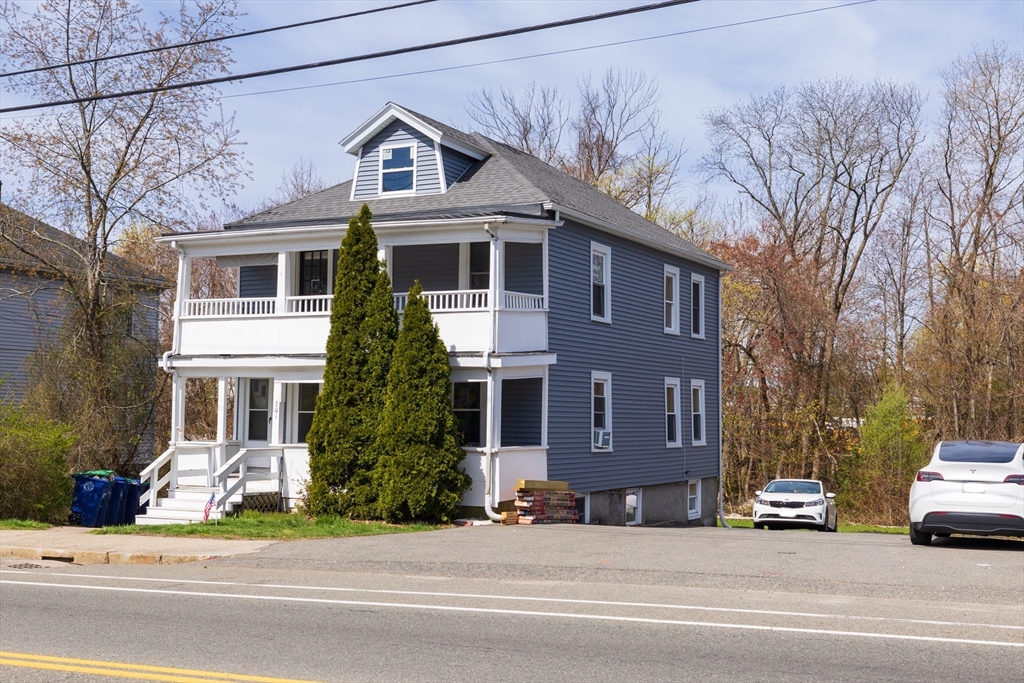 801 Granite St, Braintree, Massachusetts, 8 Bedrooms Bedrooms, 14 Rooms Rooms,3 BathroomsBathrooms,Residential Income,For Sale,Granite St,73508425