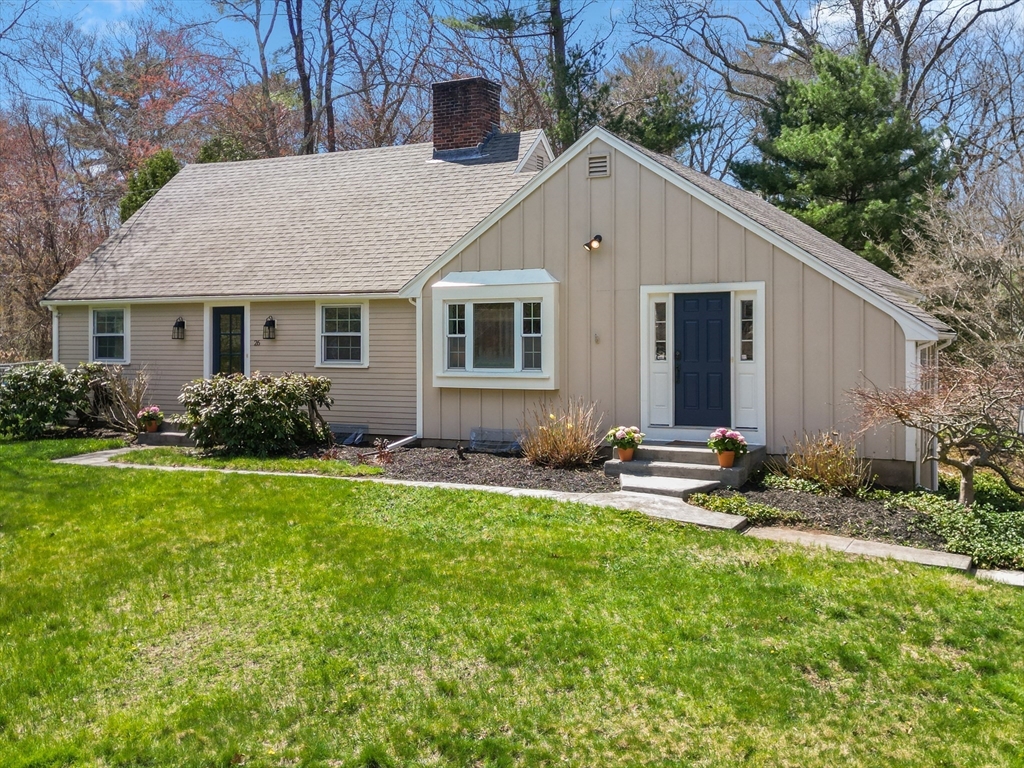 26 Parsonage Ln, Topsfield, Massachusetts, 4 Bedrooms Bedrooms, 9 Rooms Rooms,2 BathroomsBathrooms,Residential,For Sale,Parsonage Ln,73508447