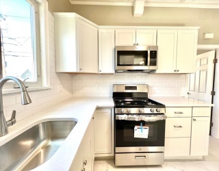 6 Holland Street, Winchester, Massachusetts, 1 Bedroom Bedrooms, 3 Rooms Rooms,1 BathroomBathrooms,Residential Lease,For Rent,Holland Street,73508446