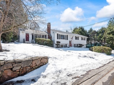 4 Athens St, Auburn, Massachusetts, 4 Bedrooms Bedrooms, 8 Rooms Rooms,3 BathroomsBathrooms,Residential,For Sale,Athens St,73489432 4 Athens St, Auburn, Massachusetts, 4 Bedrooms Bedrooms, 8 Rooms Rooms,3 BathroomsBathrooms,Residential,For Sale,Athens St,73489432
