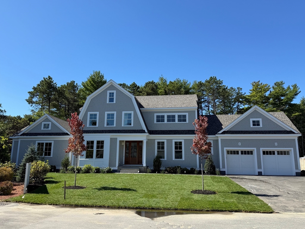 6 Willow Cir, Mashpee, Massachusetts, 4 Bedrooms Bedrooms, 9 Rooms Rooms,4.5 BathroomsBathrooms,Residential,For Sale,Willow Cir,73381972