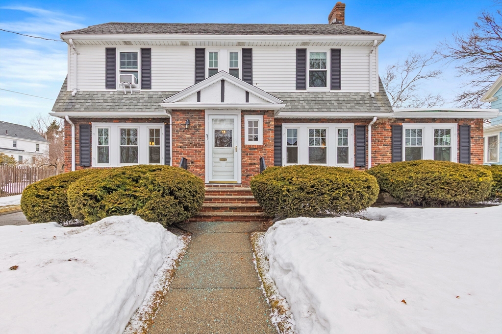 51 Gale Rd, Belmont, Massachusetts, 3 Bedrooms Bedrooms, 8 Rooms Rooms,1.5 BathroomsBathrooms,Residential,For Sale,Gale Rd,73484313