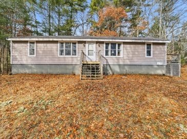 10 Old Thompson St, Middleboro, Massachusetts, 2 Bedrooms Bedrooms, 4 Rooms Rooms,1 BathroomBathrooms,Residential,For Sale,Old Thompson St,73467263