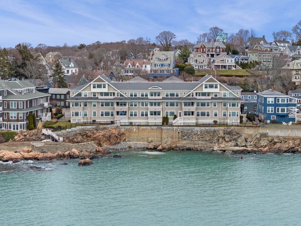 245 Humphrey St, Swampscott, Massachusetts, 2 Bedrooms Bedrooms, 5 Rooms Rooms,2 BathroomsBathrooms,Residential,For Sale,Humphrey St,73490871