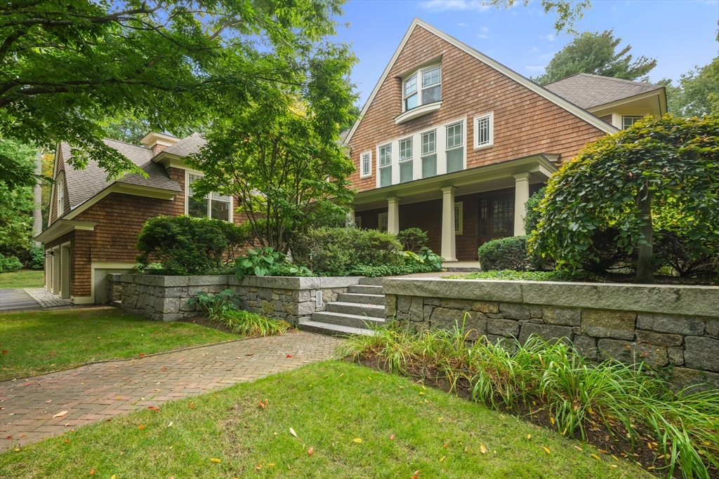 2 Candleberry Ln, Weston, Massachusetts, 4 Bedrooms Bedrooms, 10 Rooms Rooms,4 BathroomsBathrooms,Residential,For Sale,Candleberry Ln,73440865