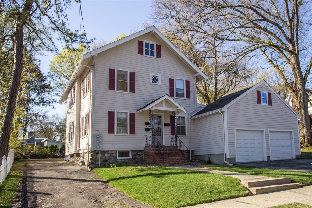 36 Eustis Ave Unit 2, Wakefield, Massachusetts, 2 Bedrooms Bedrooms, 5 Rooms Rooms,1 BathroomBathrooms,Residential Lease,For Rent,Eustis Ave Unit 2,73502064