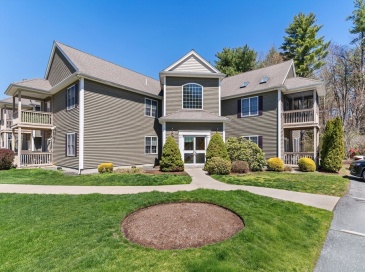 215 Longmeadow Rd, Taunton, Massachusetts, 2 Bedrooms Bedrooms, 4 Rooms Rooms,2 BathroomsBathrooms,Residential,For Sale,Longmeadow Rd,73508524