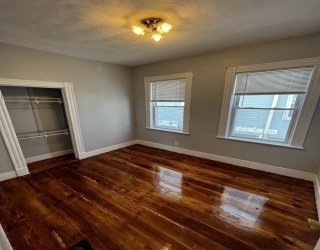 155 Essex, Malden, Massachusetts, 4 Bedrooms Bedrooms, 7 Rooms Rooms,1 BathroomBathrooms,Residential Lease,For Rent,Essex,73508545