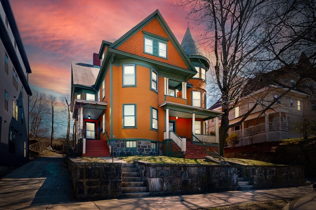 588-590 Cambridge St, Boston, Massachusetts, 7 Bedrooms Bedrooms, 17 Rooms Rooms,6 BathroomsBathrooms,Residential Income,For Sale,Cambridge St,73508554