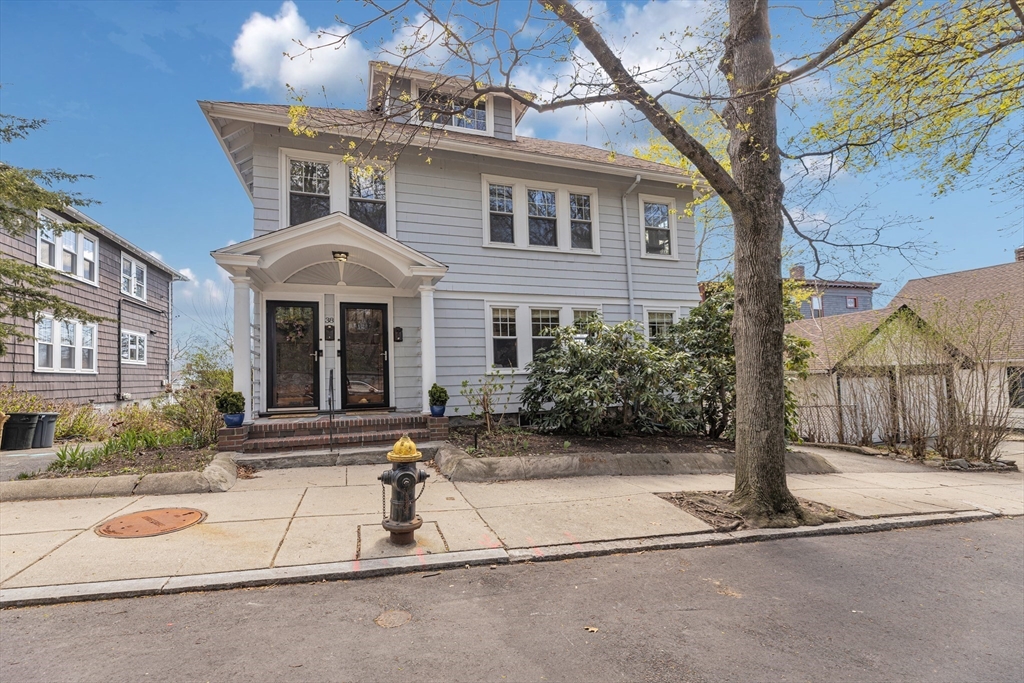 38 Guernsey Street, Boston, Massachusetts, 2 Bedrooms Bedrooms, 6 Rooms Rooms,1 BathroomBathrooms,Residential,For Sale,Guernsey Street,73508565