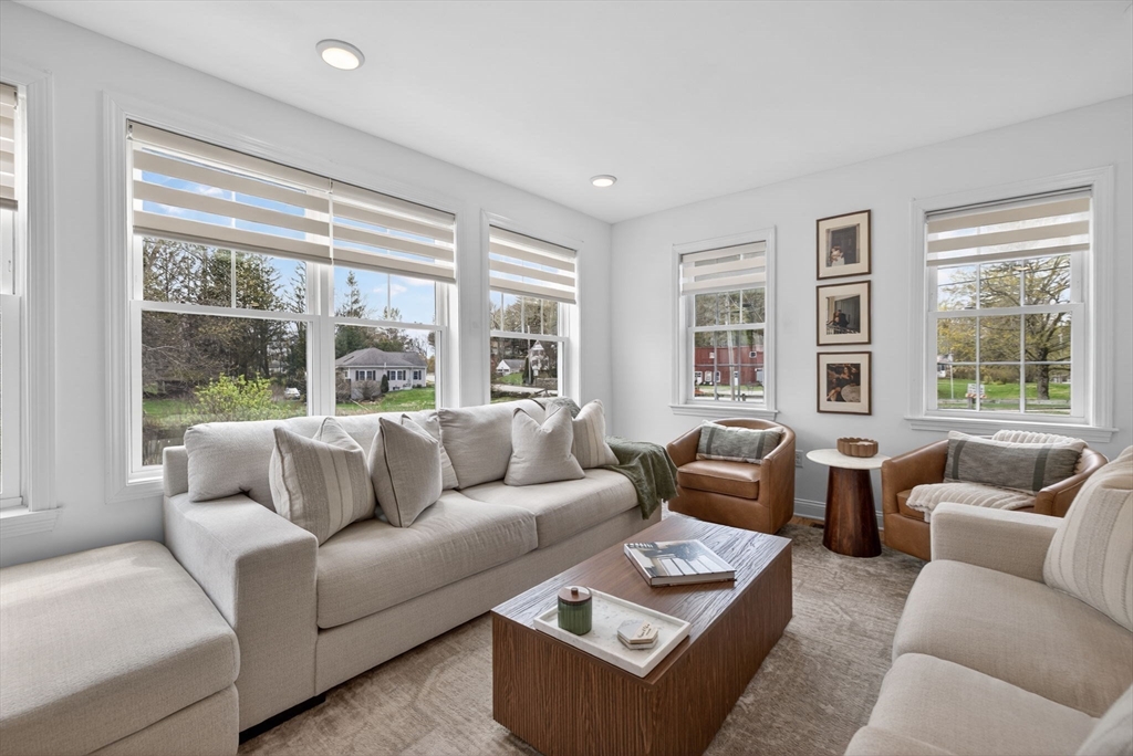 12 Linden St, Berlin, Massachusetts, 3 Bedrooms Bedrooms, 6 Rooms Rooms,3 BathroomsBathrooms,Residential,For Sale,Linden St,73508566