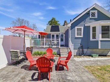 6 Birch St, Wareham, Massachusetts, 2 Bedrooms Bedrooms, 4 Rooms Rooms,1 BathroomBathrooms,Residential,For Sale,Birch St,73508598