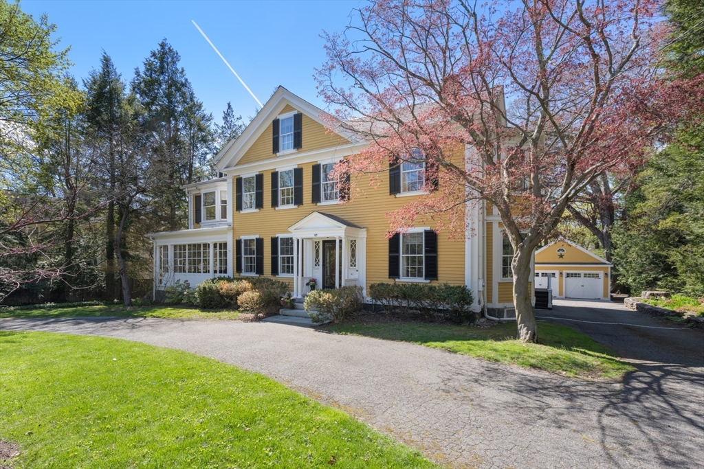 103 Canton Ave, Milton, Massachusetts, 6 Bedrooms Bedrooms, 18 Rooms Rooms,4.5 BathroomsBathrooms,Residential,For Sale,Canton Ave,73508697