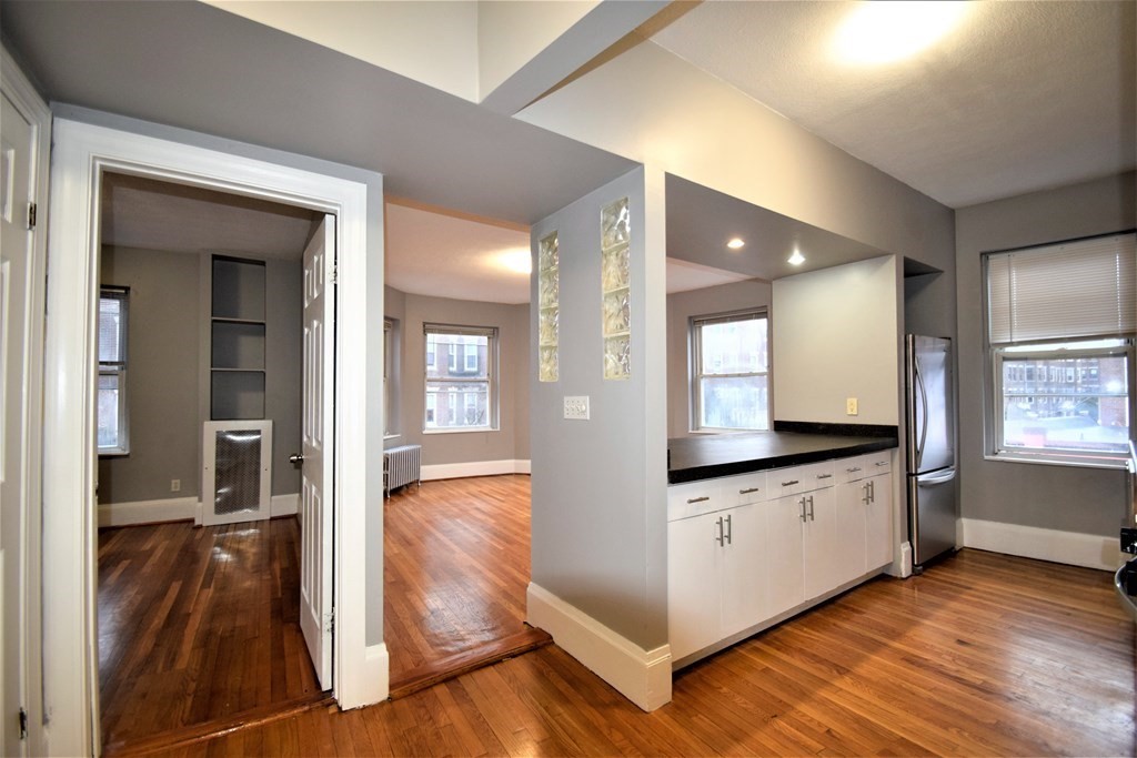 83 Glenville Ave, Boston, Massachusetts, 4 Bedrooms Bedrooms, 7 Rooms Rooms,2 BathroomsBathrooms,Residential Lease,For Rent,Glenville Ave,73508708