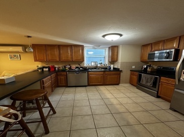 511 E Broadway, Boston, Massachusetts, 4 Bedrooms Bedrooms, 6 Rooms Rooms,1.5 BathroomsBathrooms,Residential Lease,For Rent,E Broadway,73508714
