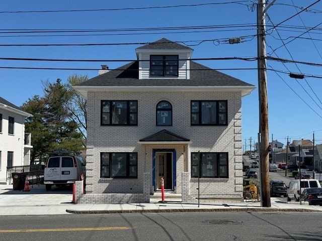 243 Malden St, Revere, Massachusetts, 4 Bedrooms Bedrooms, 10 Rooms Rooms,3 BathroomsBathrooms,Residential Lease,For Rent,Malden St,73508717