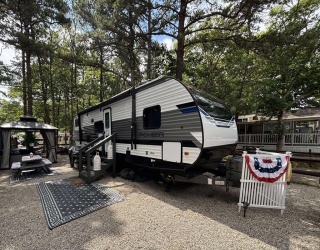 310 Old Chatham Road, Dennis, Massachusetts, 2 Bedrooms Bedrooms, 3 Rooms Rooms,1 BathroomBathrooms,Residential,For Sale,Old Chatham Road,73508718