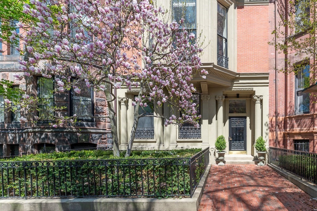 183 Commonwealth Ave., Boston, Massachusetts, 1 Bedroom Bedrooms, 6 Rooms Rooms,2 BathroomsBathrooms,Residential,For Sale,Commonwealth Ave.,73508664
