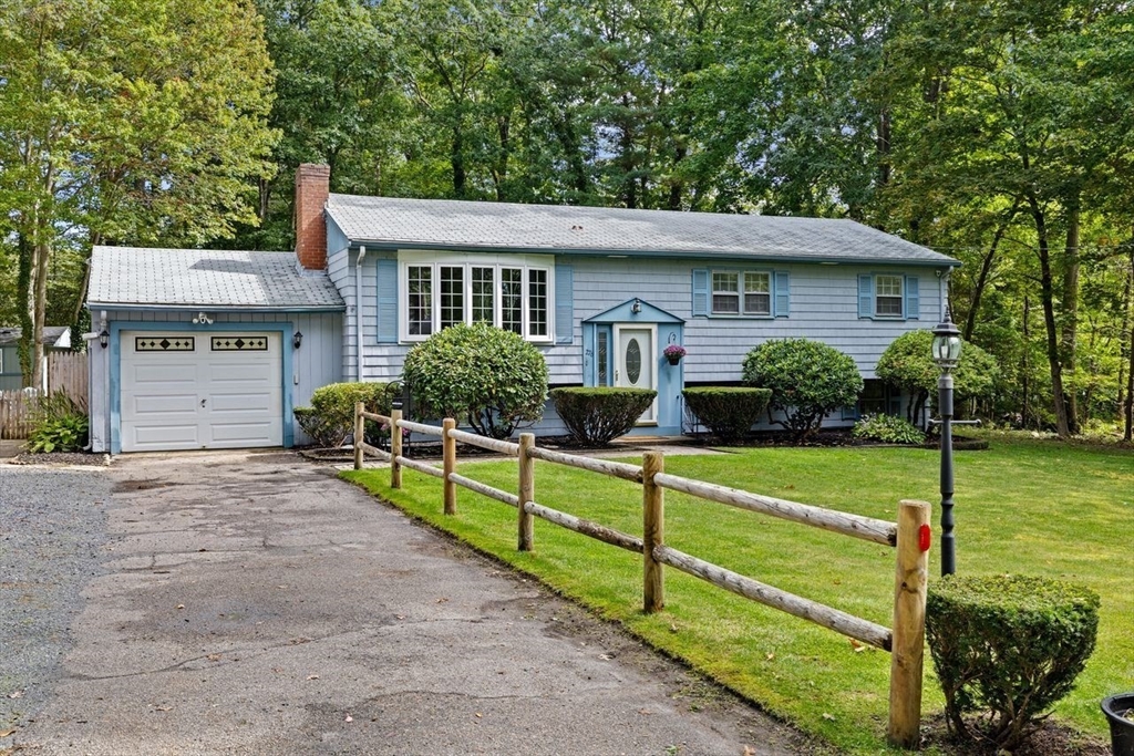 276 Woodland Drive, Hanover, Massachusetts, 3 Bedrooms Bedrooms, 9 Rooms Rooms,1 BathroomBathrooms,Residential,For Sale,Woodland Drive,73508668