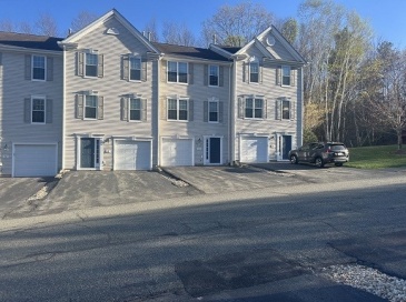 26 Daffodil Ct, Grafton, Massachusetts, 3 Bedrooms Bedrooms, 6 Rooms Rooms,1.5 BathroomsBathrooms,Residential,For Sale,Daffodil Ct,73508761