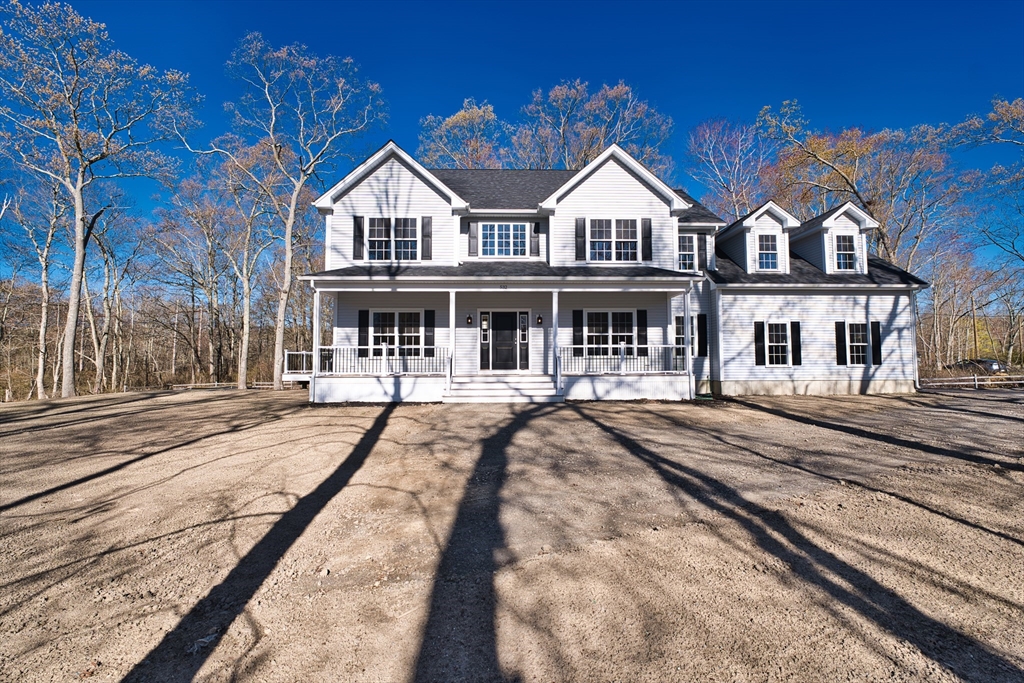 532 Old Warren Road, Swansea, Massachusetts, 4 Bedrooms Bedrooms, 7 Rooms Rooms,2.5 BathroomsBathrooms,Residential,For Sale,Old Warren Road,73508792