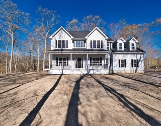 532 Old Warren Road, Swansea, Massachusetts, 4 Bedrooms Bedrooms, 7 Rooms Rooms,2.5 BathroomsBathrooms,Residential,For Sale,Old Warren Road,73508792