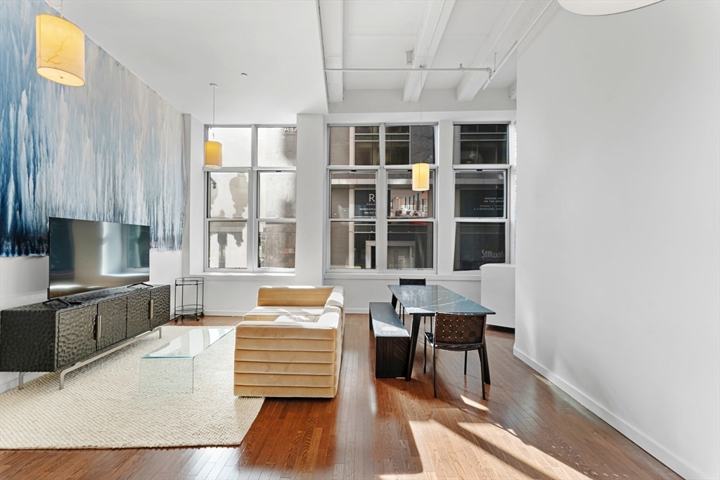 88 Kingston Street, Boston, Massachusetts, 1 Bedroom Bedrooms, 3 Rooms Rooms,1 BathroomBathrooms,Residential Lease,For Rent,Kingston Street,73477804