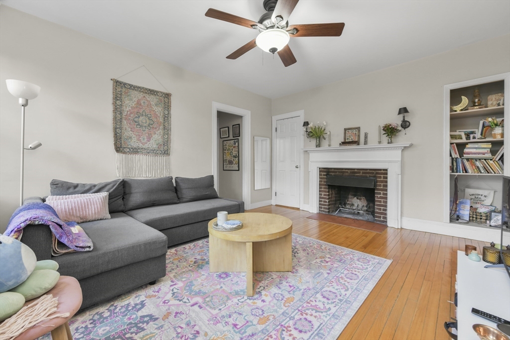 21 Chauncy St, Cambridge, Massachusetts, 1 Bedroom Bedrooms, 3 Rooms Rooms,1 BathroomBathrooms,Residential Lease,For Rent,Chauncy St,73506471