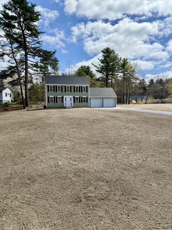 1A Dudley Road, Townsend, Massachusetts, 2 Bedrooms Bedrooms, 5 Rooms Rooms,2.5 BathroomsBathrooms,Residential,For Sale,Dudley Road,73509316