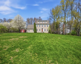 9 Cole Road, Sterling, Massachusetts, 3 Bedrooms Bedrooms, 9 Rooms Rooms,2.5 BathroomsBathrooms,Residential,For Sale,Cole Road,73509087