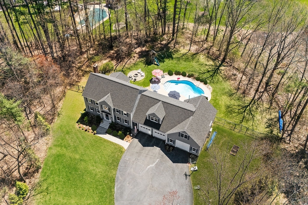 14 Stoney Stream Ln, Littleton, Massachusetts, 4 Bedrooms Bedrooms, 11 Rooms Rooms,4.5 BathroomsBathrooms,Residential,For Sale,Stoney Stream Ln,73509110