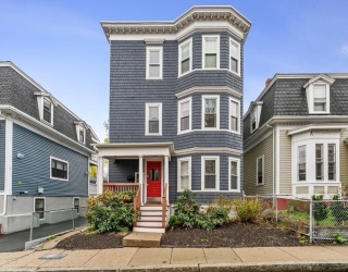 37 Moseley, Boston, Massachusetts, 2 Bedrooms Bedrooms, 5 Rooms Rooms,1 BathroomBathrooms,Residential,For Sale,Moseley,73509129