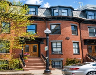 106 E Brookline St, Boston, Massachusetts, 1 Bedroom Bedrooms, 3 Rooms Rooms,1 BathroomBathrooms,Residential Lease,For Rent,E Brookline St,73509169
