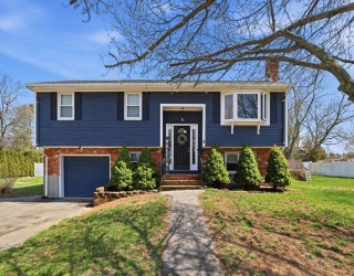 11 Duffy Dr, Taunton, Massachusetts, 3 Bedrooms Bedrooms, 8 Rooms Rooms,1.5 BathroomsBathrooms,Residential,For Sale,Duffy Dr,73509380