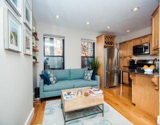 10 Dwight St, Boston, Massachusetts, 1 Bedroom Bedrooms, 3 Rooms Rooms,1 BathroomBathrooms,Residential Lease,For Rent,Dwight St,73509332