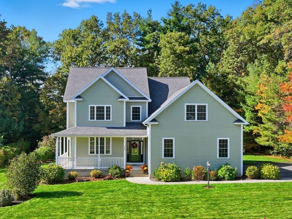 12 Fox Run, Easthampton, Massachusetts, 4 Bedrooms Bedrooms, 8 Rooms Rooms,2.5 BathroomsBathrooms,Residential,For Sale,Fox Run,73503967