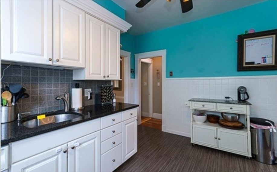 112 West Wyoming Ave, Melrose, Massachusetts, 2 Bedrooms Bedrooms, 5 Rooms Rooms,1 BathroomBathrooms,Residential Lease,For Rent,West Wyoming Ave,73500154