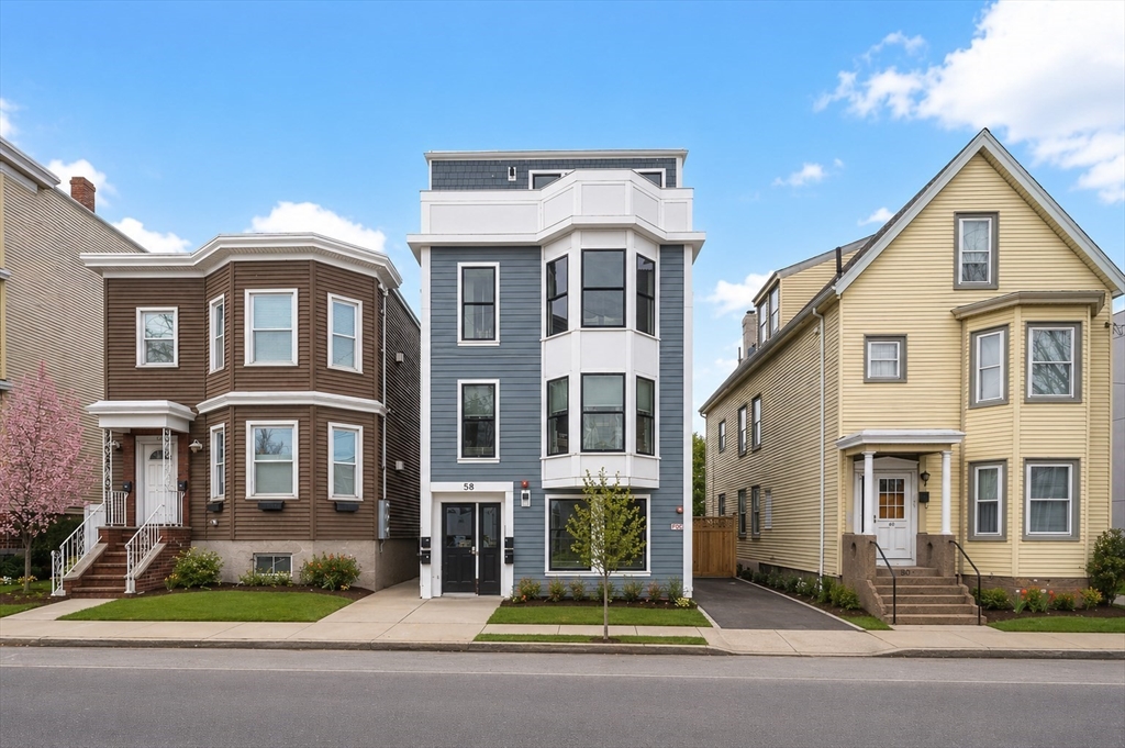 58 Byron Street, Boston, Massachusetts, 2 Bedrooms Bedrooms, 4 Rooms Rooms,1.5 BathroomsBathrooms,Residential,For Sale,Byron Street,73509213