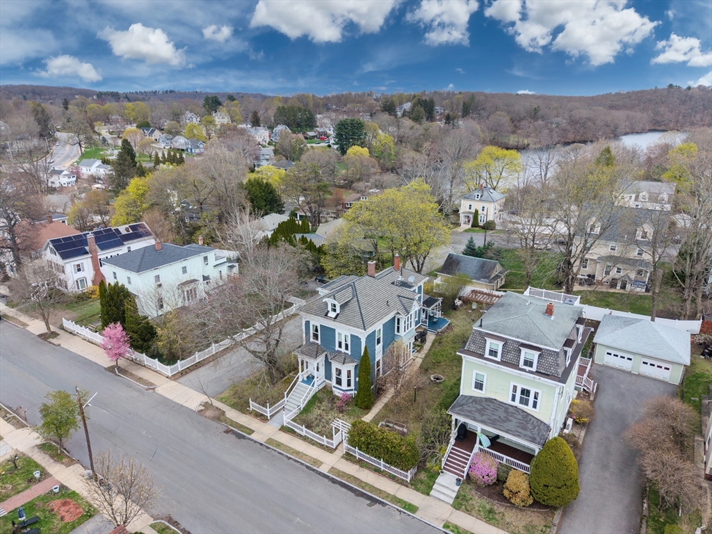 47 Highland Ave, Haverhill, Massachusetts, 4 Bedrooms Bedrooms, 10 Rooms Rooms,3 BathroomsBathrooms,Residential,For Sale,Highland Ave,73509166