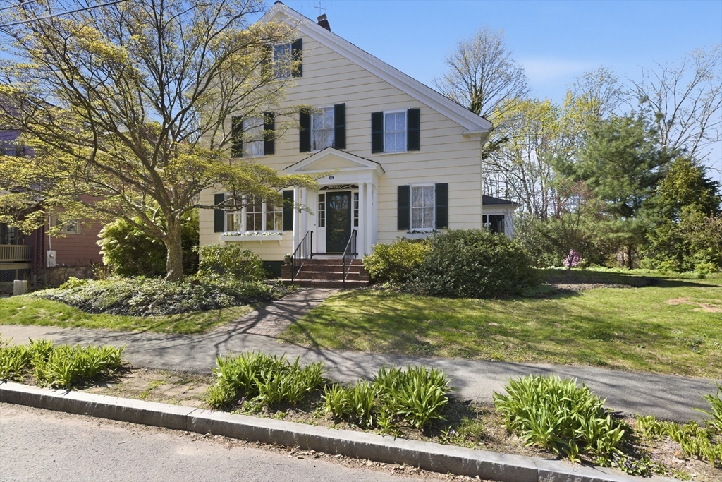 12 Hancock Ave, Lexington, Massachusetts, 4 Bedrooms Bedrooms, 10 Rooms Rooms,2.5 BathroomsBathrooms,Residential,For Sale,Hancock Ave,73509217