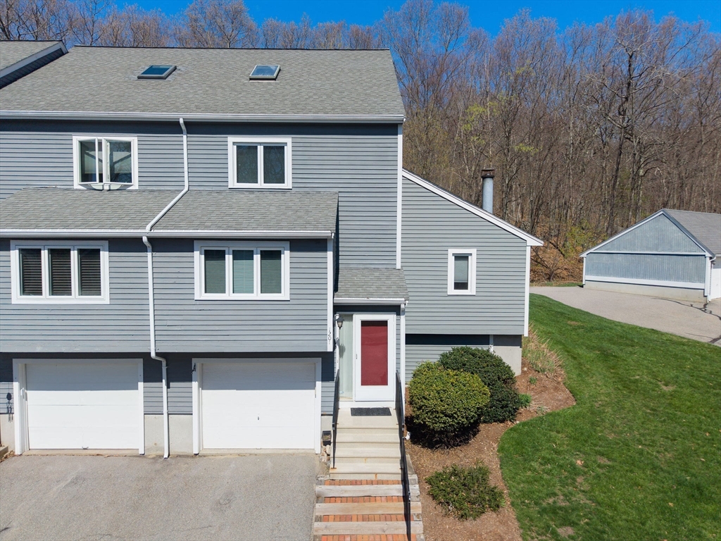 31 Blithewood Ave, Worcester, Massachusetts, 2 Bedrooms Bedrooms, 7 Rooms Rooms,1.5 BathroomsBathrooms,Residential,For Sale,Blithewood Ave,73506669