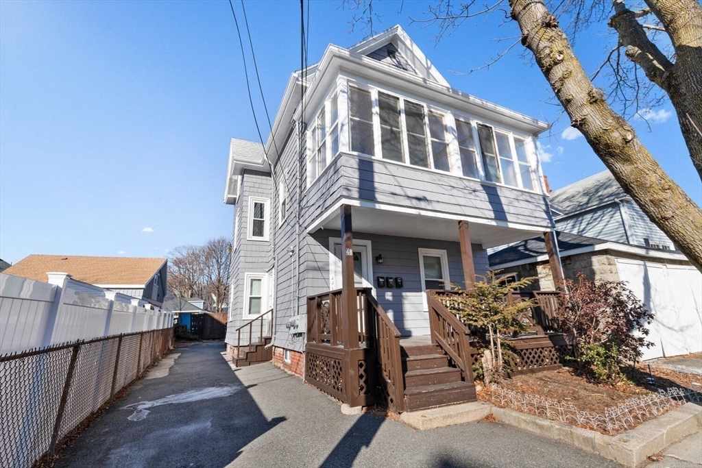 48 Waverly, Lynn, Massachusetts, 6 Bedrooms Bedrooms, 11 Rooms Rooms,3 BathroomsBathrooms,Residential Income,For Sale,Waverly,73509234
