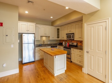 310 Court St, Plymouth, Massachusetts, 2 Bedrooms Bedrooms, 4 Rooms Rooms,1.5 BathroomsBathrooms,Residential,For Sale,Court St,73509239 310 Court St, Plymouth, Massachusetts, 2 Bedrooms Bedrooms, 4 Rooms Rooms,1.5 BathroomsBathrooms,Residential,For Sale,Court St,73509239
